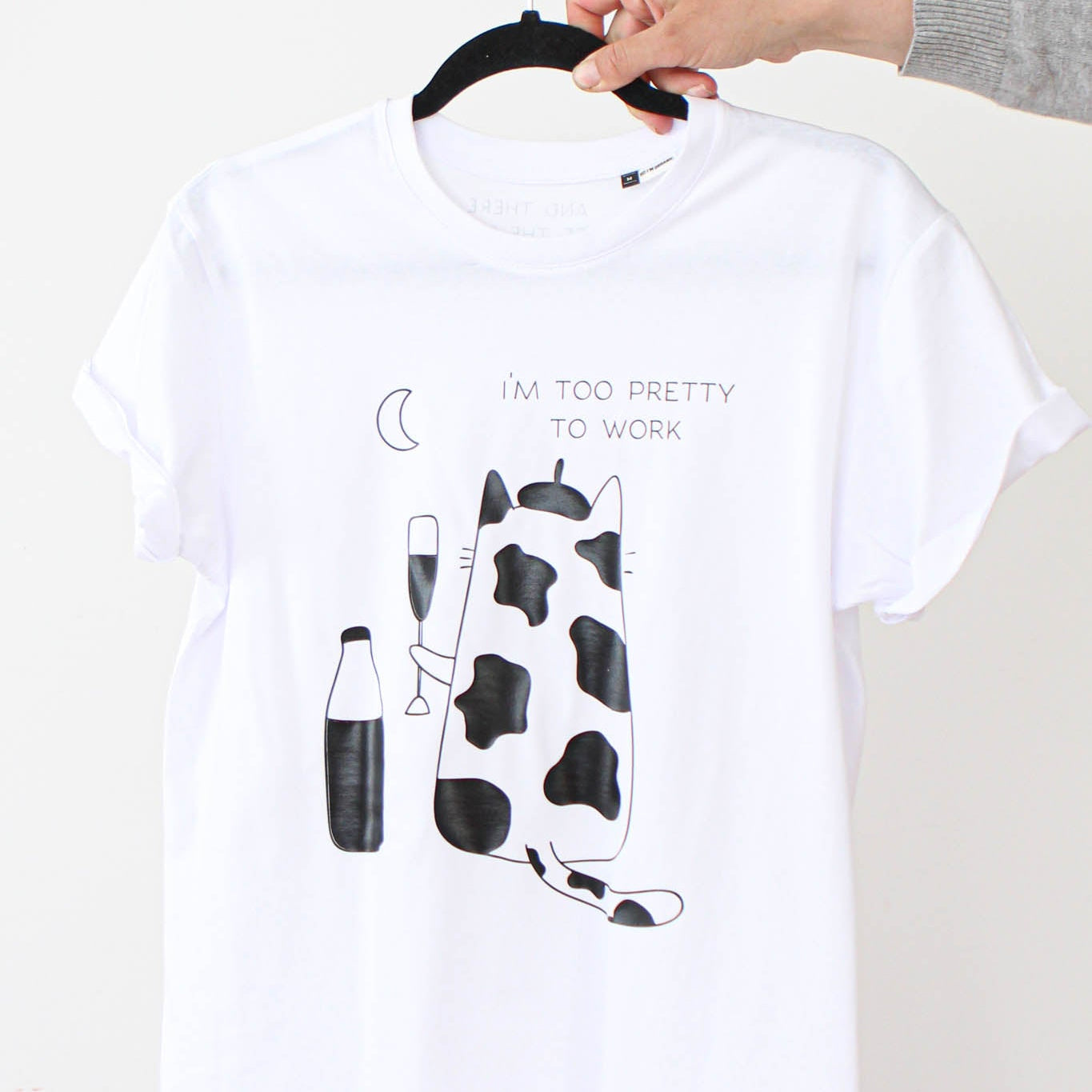 Too pretty to work - White T-shirt