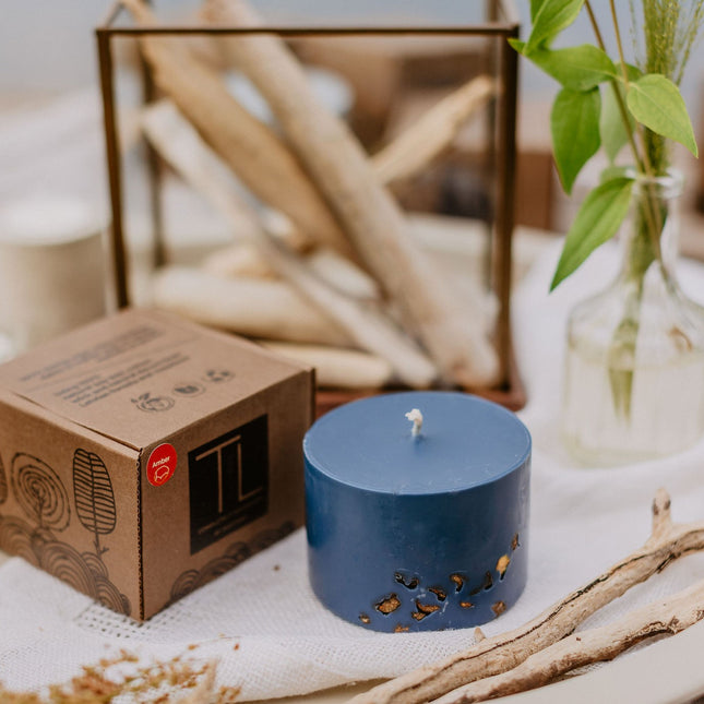 Hand-made Soy Wax Candle with Amber Scent - LoveStyle World