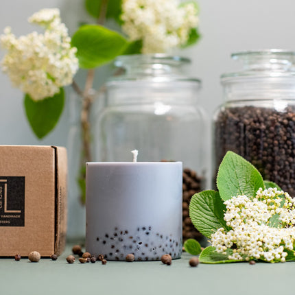 Hand-made Soy Wax Candle with Patchouli Scent