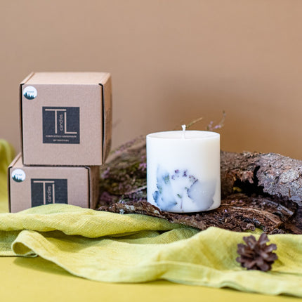 Hand-made Soy Wax Candle with Forest Scent - White
