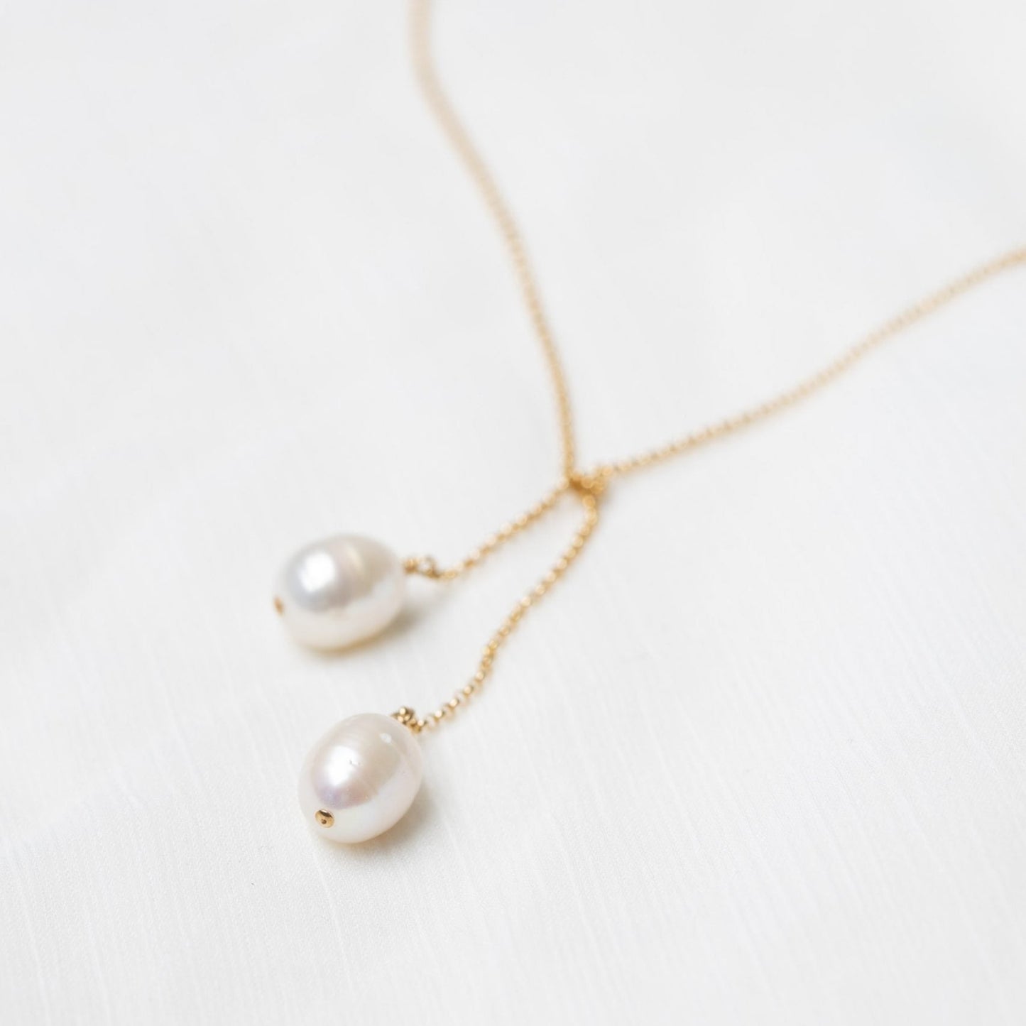 TIED TO COCO - Pearl