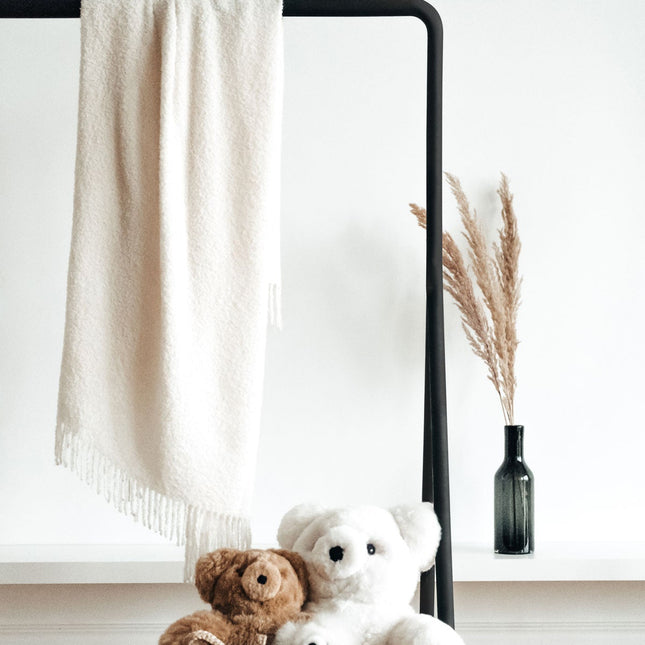Luxurious Natural Superfine Alpaca Wool Boucle Throw