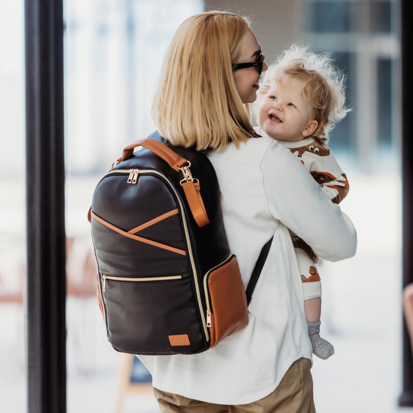 Large Diaper Backpack – Black Coffee