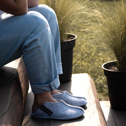 Tohkri Unisex Slippers - Grey