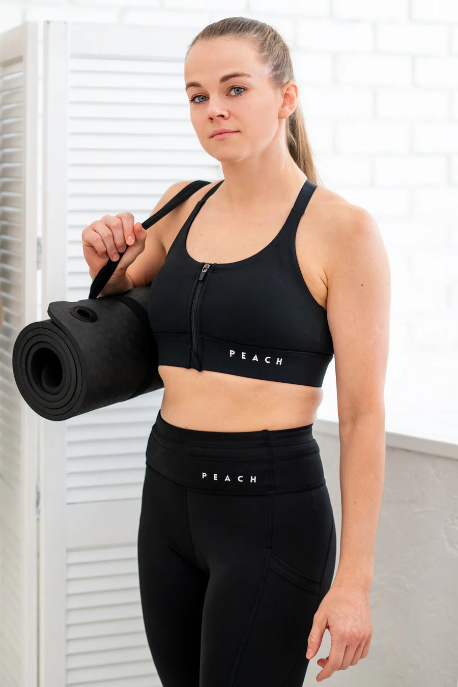 Sports Bra 'Zipper Heaven' Black - By Peachlabel