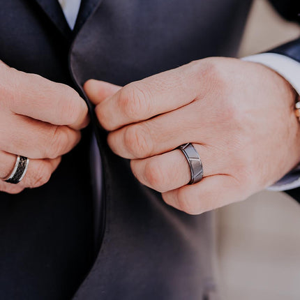 Men's ring Tau