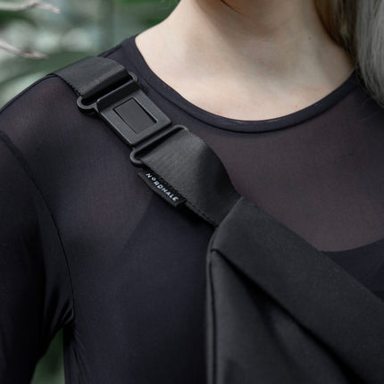 OSLO Cross Body Bag
