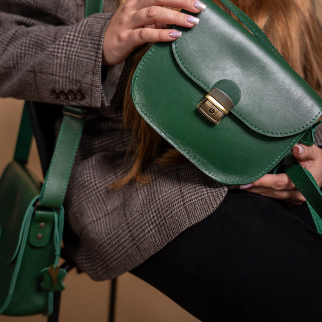 Natural Leather Saddle Bag Medium – Green