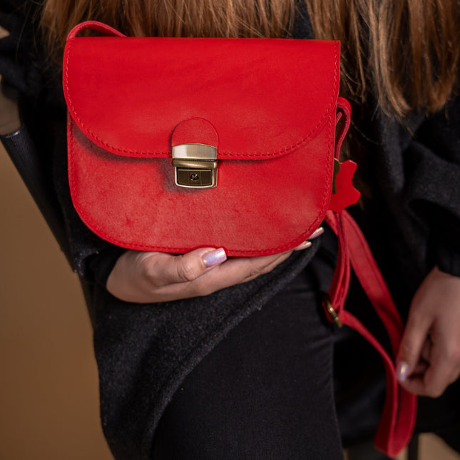 Natural Leather Saddle Bag Medium – Red