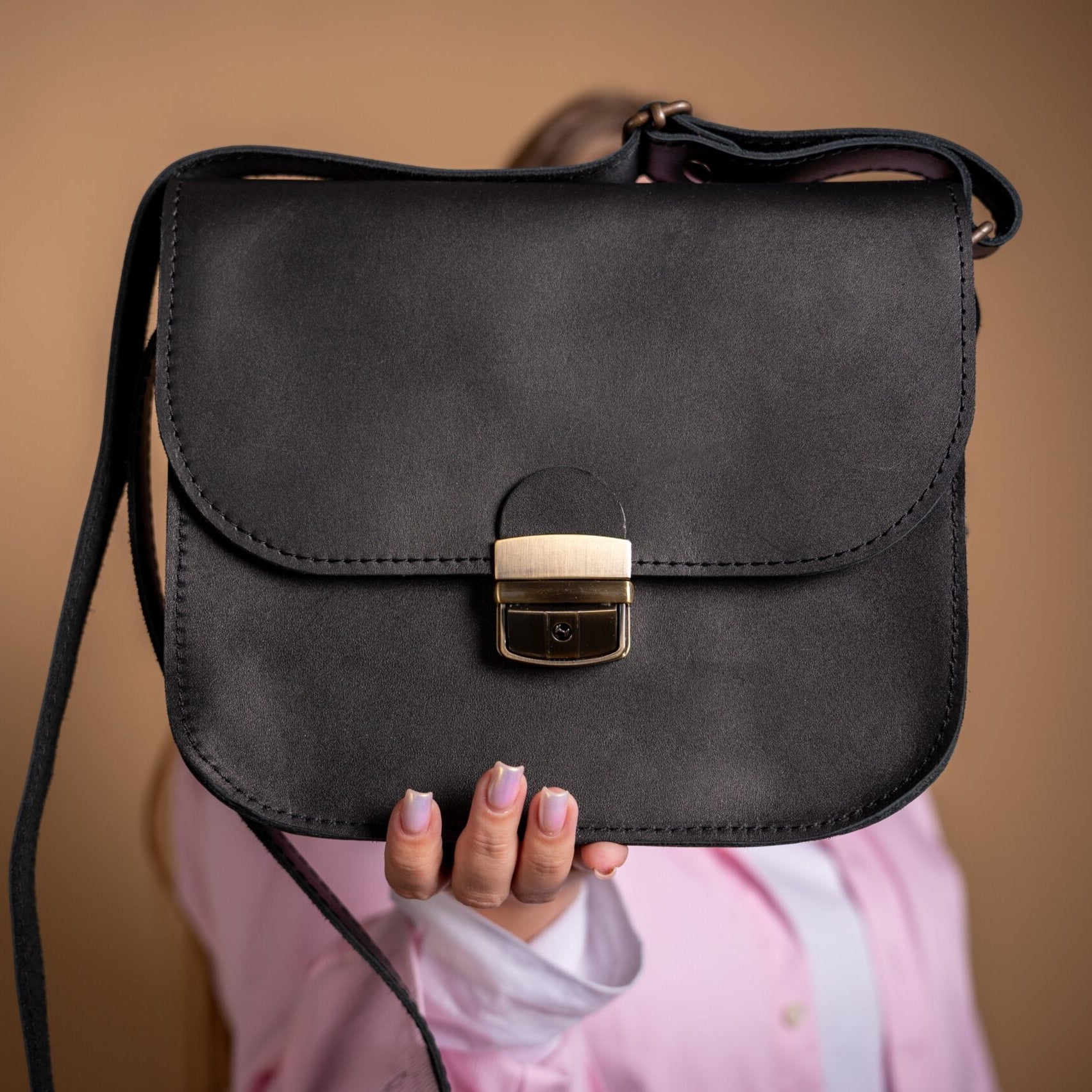 Natural Leather Saddle Bag Large – Black