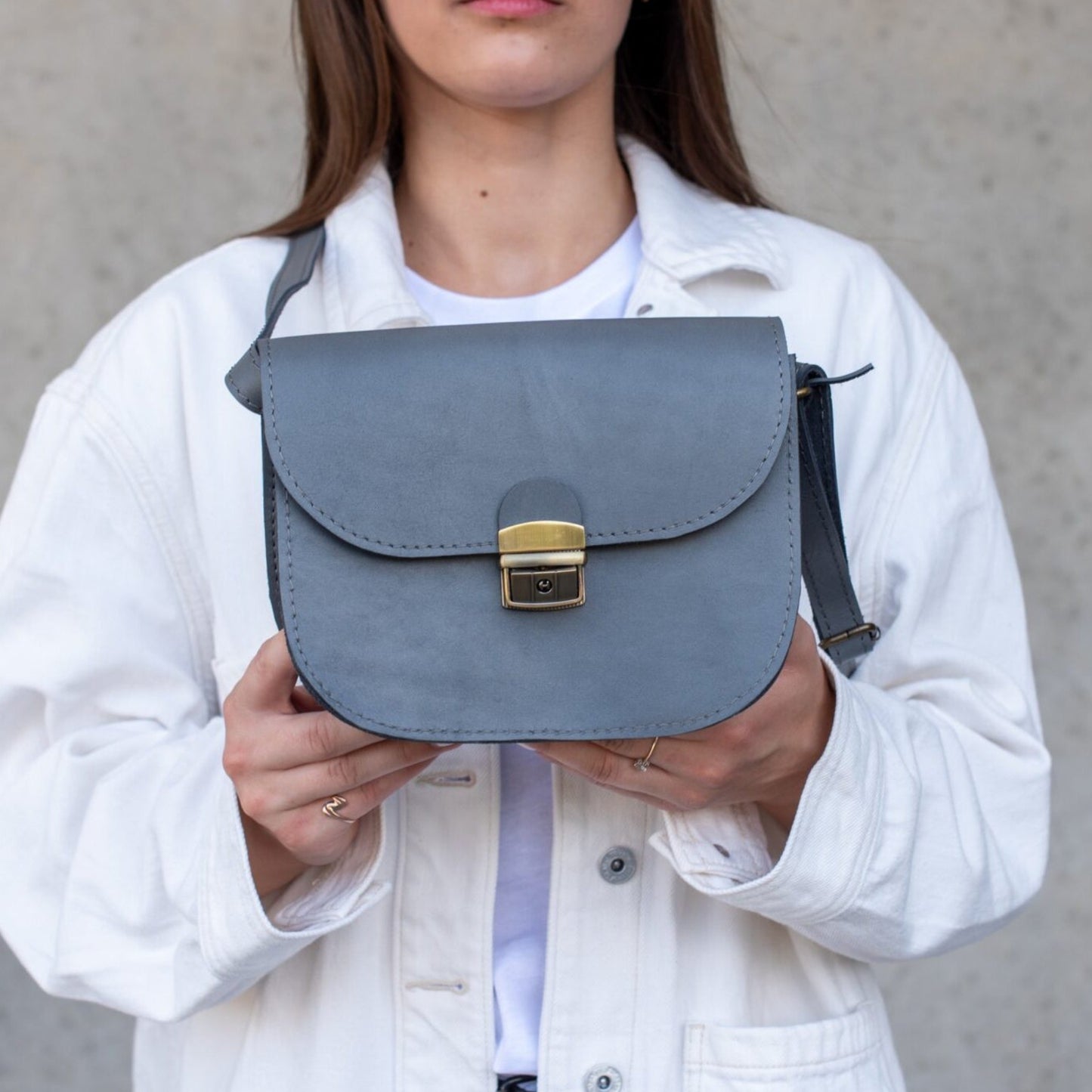 Natural Leather Saddle Bag Medium – Grey