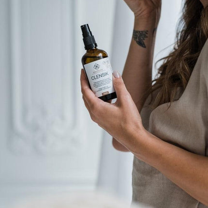 CLENSIK Make-up Removal Oil with Local Herbs 100ml