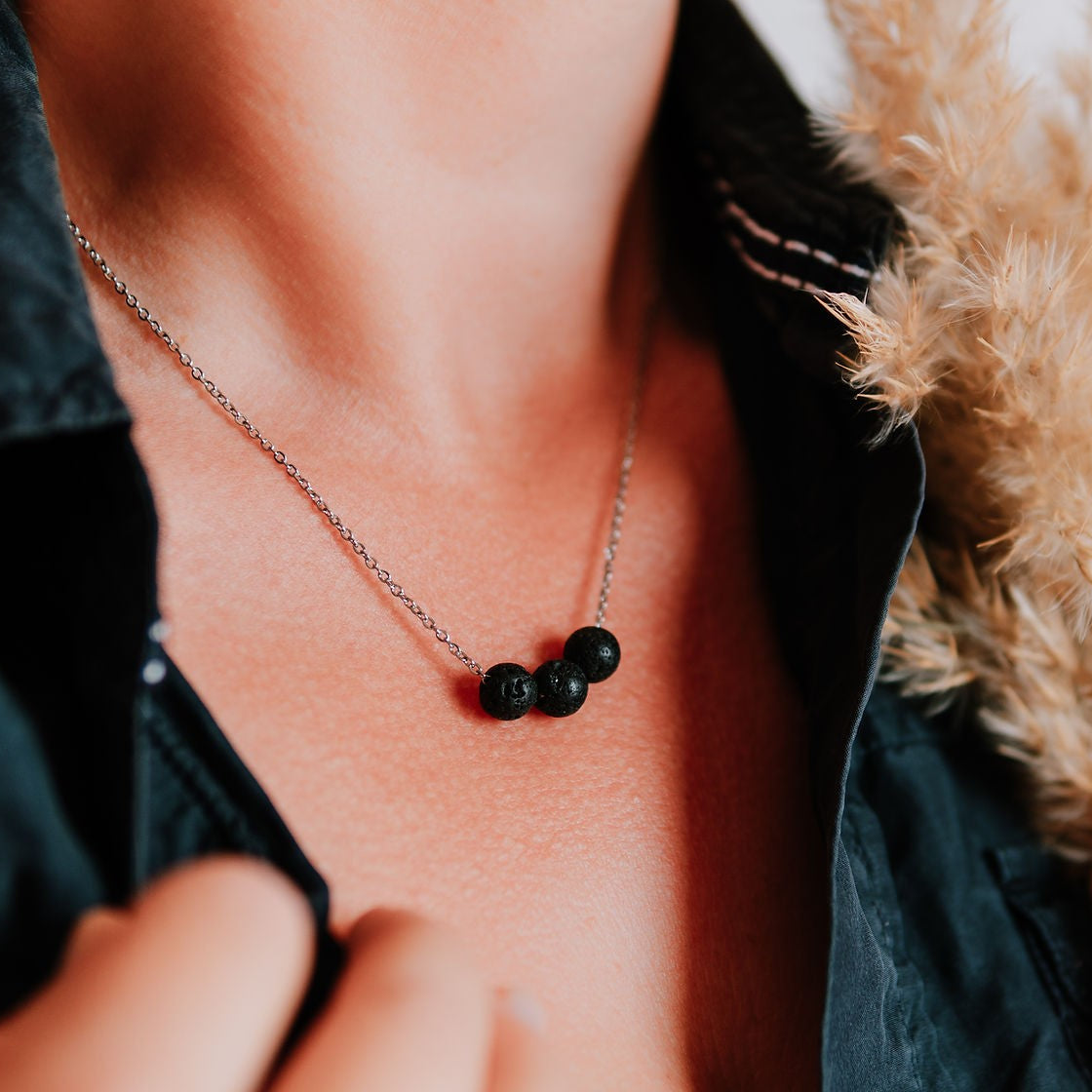 Diffuser Set, Necklace and Bracelet - Black Lava