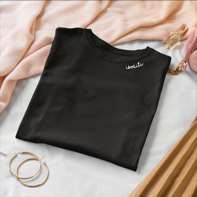 Embroidered Collar Organic Cotton T-shirt "Isoäiti" (FI) - LoveStyle World