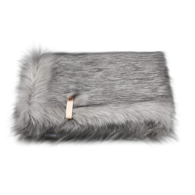 Föra Blanket - Silver - LoveStyle World