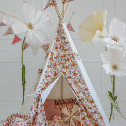 Garland - Birthday In Garden