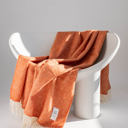 Hera wool throw