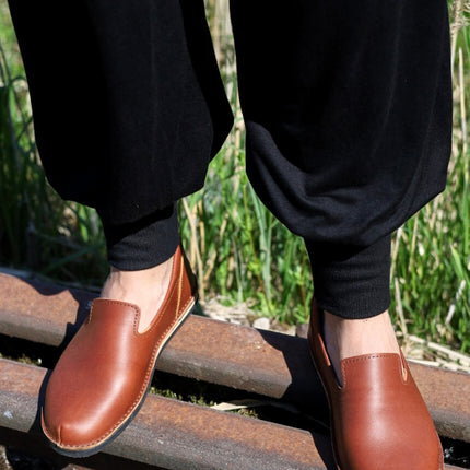 London - Classic shoes in the TOKU style - Brown