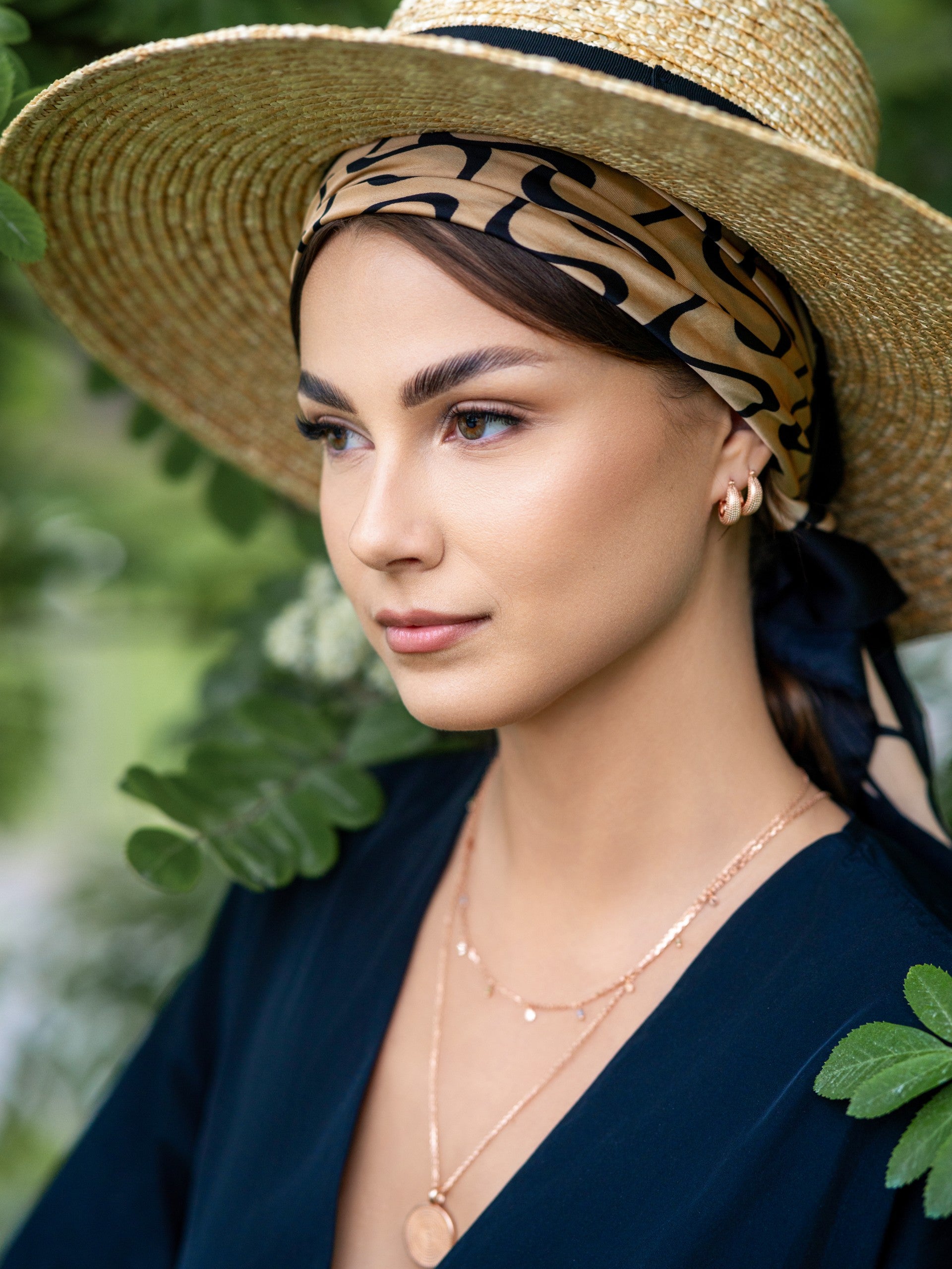 Juno Hoops M Earrings