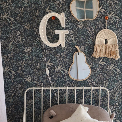 Kids Room Apple Mirror – Child-Friendly Acrylic & Wood