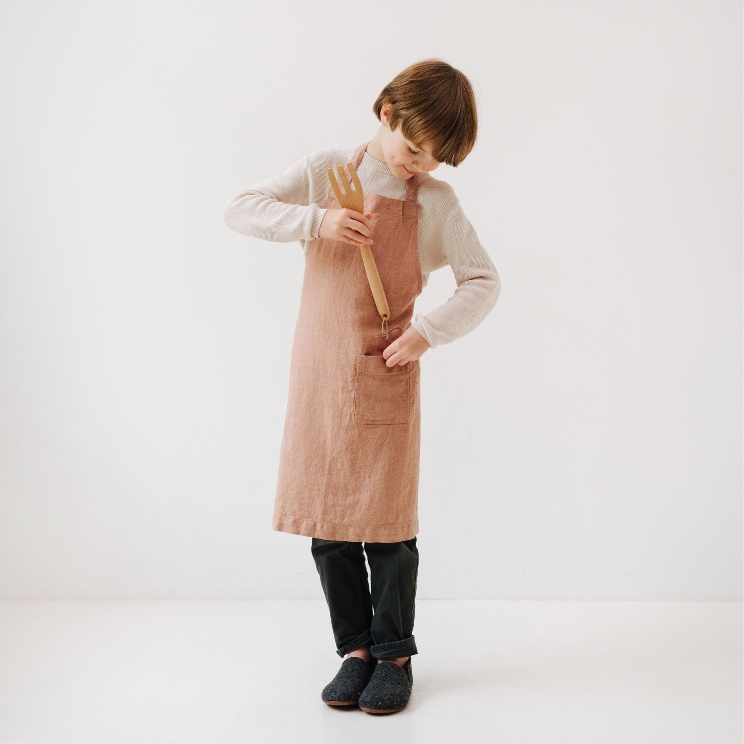 Linen Daily Apron for Kids - Cafe Creme