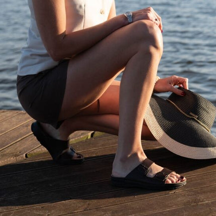 Meeliku Leather Sandals – Dark Brown