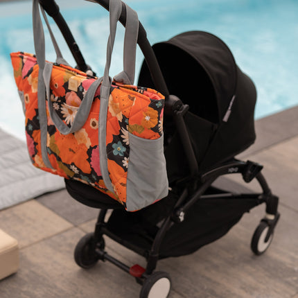 Mom / Weekender Bag - Picnic With Flowers