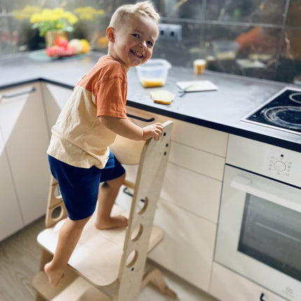 Montessori Learning Tower, Kitchen Helper - Louis