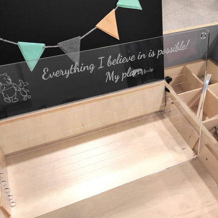 Multisensory Art Table/Desk Luula