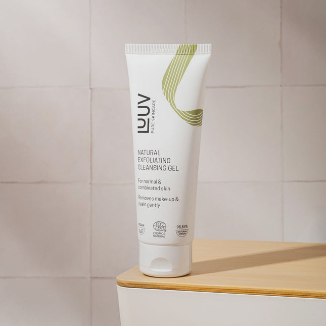 Natural Exfoliating Cleansing Gel with Bamboo, 75ml