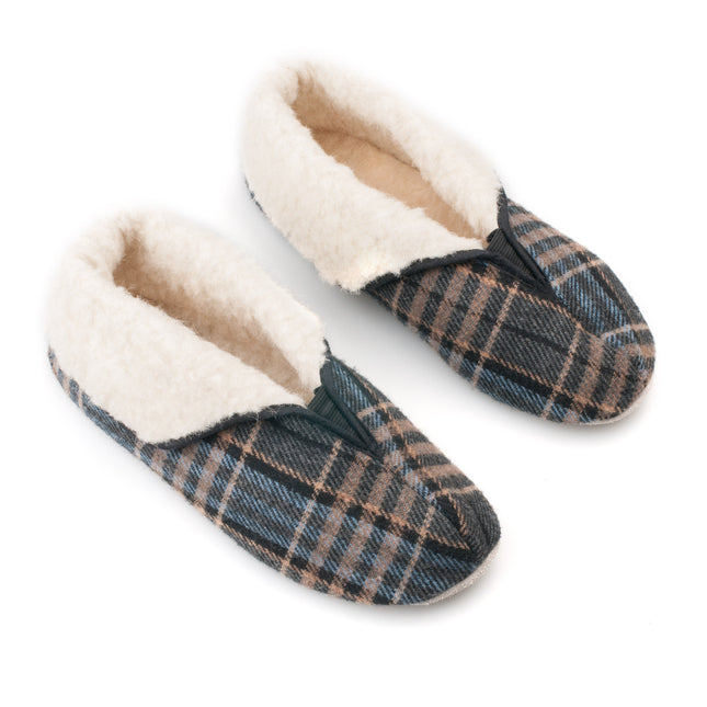 Lambswool slippers Trolla - LoveStyle World