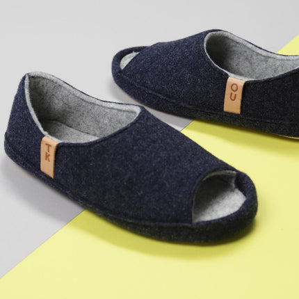 TOKU Bern Slippers - Dark Gray
