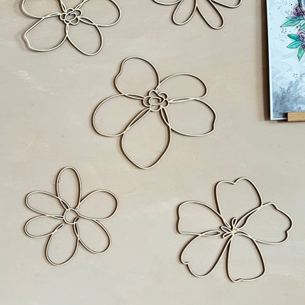 Set of 6 Wooden Flowers Wall Decoration - Wildflowers