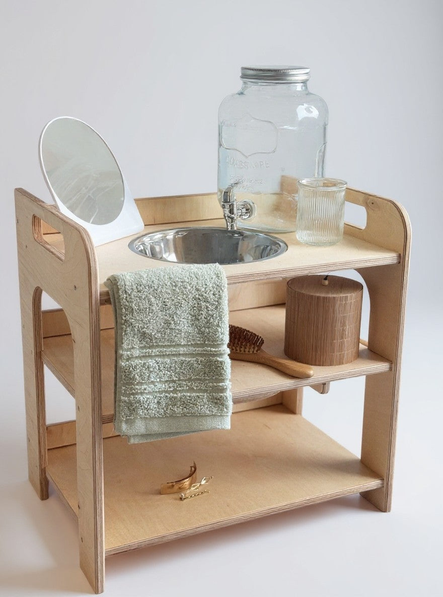 Small Single Montessori Wash Station with Lid