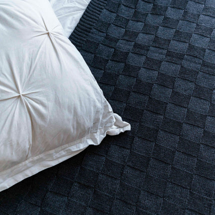 Square merino throw - Charcoal grey