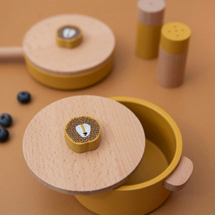 Wooden Kitchen Set - Mr. Lion