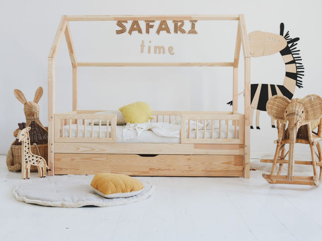 Wooden Wall Sign - Safari Time