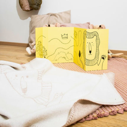 Merino baby blanket - Lion