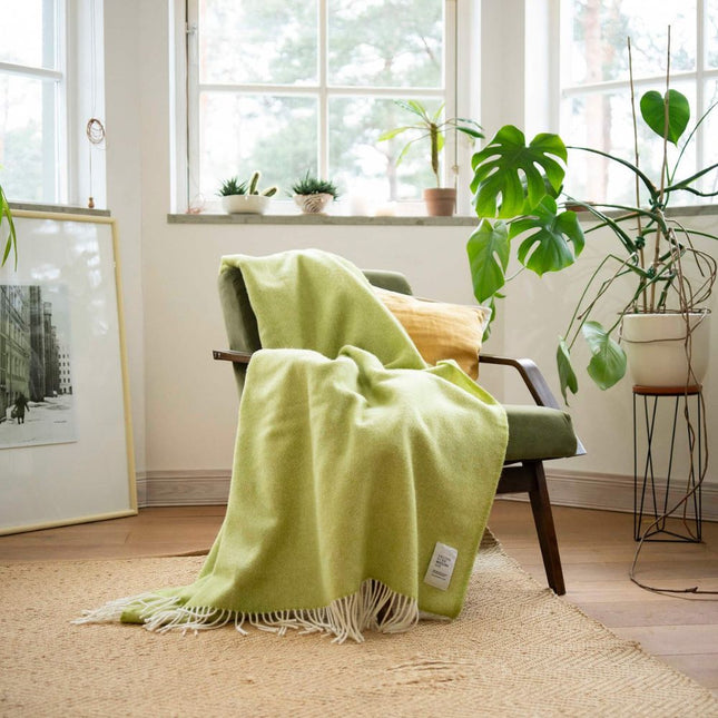 Mira wool throw